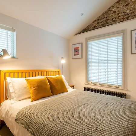 Beautiful, Central, 3 Min Walk From Beach, 2 King Doubles Brighton Ngoại thất bức ảnh